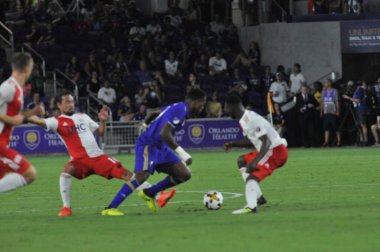 Orlando City 27 Eylül 2017 'de Orlando City Stadyumu' nda New England Devrimi 'ne ev sahipliği yaptı..  