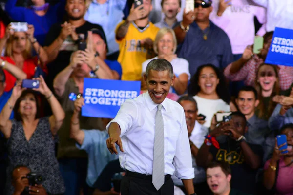 Presidente Barack Obama Organiza Comício Campanha Para Candidata Presidencial Hillary — Fotografia de Stock