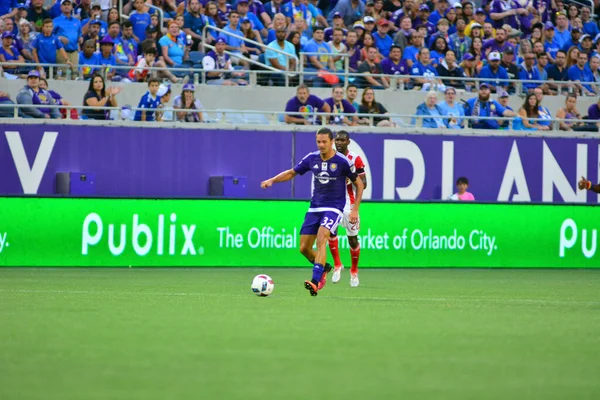 Orlando City SC, 18 Haziran 2016 'da Orlando Florida' daki Camp World Stadyumu 'nda San Jose Depremleri' ne ev sahipliği yaptı..