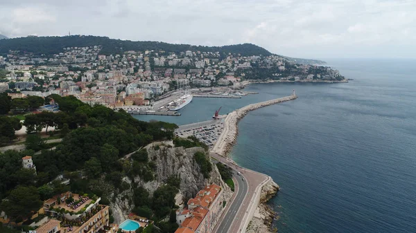 Prachtig Uitzicht Vanuit Lucht Kustlijn Met Een Stadsstrand — Stockfoto