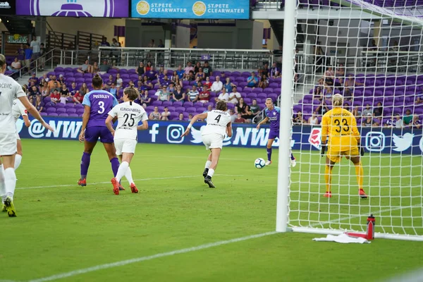 Foto Prides, 11 Mayıs 2019 Cumartesi günü Orlando City Stadyumu 'nda Portland Thorns FC' ye ev sahipliği yapıyor..