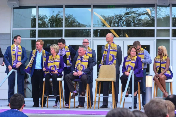 24 Şubat 2017 'de Orlando Florida' daki New Orlando City Stadyumu için kurdele kesme töreni