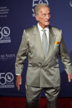 15 Ekim 2019 'da Nashville, Tennessee' deki Linbscome Üniversitesi 'nde verilen 50. GMA Dove Ödülleri sırasında kırmızı halı. 