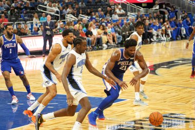 Orlando Magic 13 Ekim 2019 'da Florida, Orlando' daki Amway Center 'da Philadelphia 76ers' a ev sahipliği yaptı..