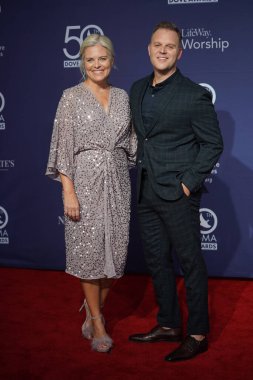 15 Ekim 2019 'da Nashville, Tennessee' deki Linbscome Üniversitesi 'nde verilen 50. GMA Dove Ödülleri sırasında kırmızı halı. 