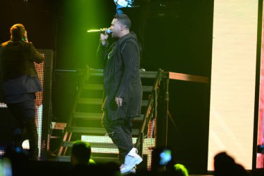 Baba Yankee ve Don Omar 7 Ağustos 2016 'da Orlando Florida' daki Amway Center 'da konser verdiler..  