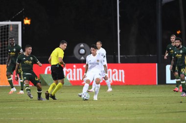 Los Angeles Galaksisi, 14 Temmuz 2020 'de Orlando Florida ABD' deki ESPN Vahşi Spor Dünyası 'nda düzenlenen MLS Sırt Turnuvası sırasında Portland Timbers ile karşı karşıya geldi.