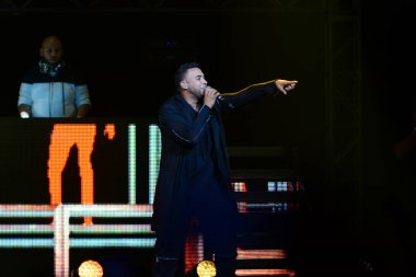 Baba Yankee ve Don Omar 7 Ağustos 2016 'da Orlando Florida' daki Amway Center 'da konser verdiler..  