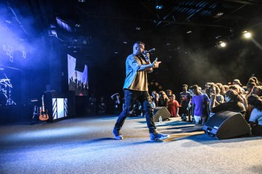 Crossover Kilisesi, 6 Ekim 2018 'de Tampa Florida' daki Crossover Kilisesi 'nde iki yıllık lezzet festivaline ev sahipliği yapıyor..  