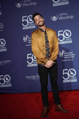 15 Ekim 2019 'da Nashville, Tennessee' deki Linbscome Üniversitesi 'nde verilen 50. GMA Dove Ödülleri sırasında kırmızı halı. 