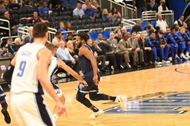 Orlando Magic 10 Ekim 2018 tarihinde Orlando Florda 'daki Amway Center' da Memphis Grizzilies 'e ev sahipliği yaptı..  