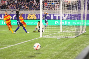 Orlando City SC, 29 Haziran 2016 'da Orlando Florida' daki Kamp Dünyası Stadyumu 'nda Fort Lauderdale Strikers' a ev sahipliği yaptı..