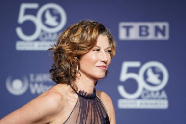 15 Ekim 2019 'da Nashville, Tennessee' deki Linbscome Üniversitesi 'nde verilen 50. GMA Dove Ödülleri sırasında kırmızı halı.