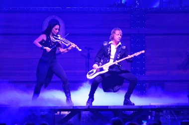 TransSibirya Orkestrası 14 Aralık 2014 'te Orlando Florida' daki Amway Center 'da konser verir.. 