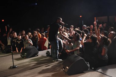 Crossover Kilisesi, 6 Ekim 2018 'de Tampa Florida' daki Crossover Kilisesi 'nde iki yıllık lezzet festivaline ev sahipliği yapıyor..  