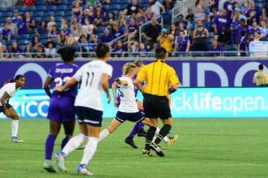 Orlando Pride 26 Ağustos 2016 'da Orlando Florida' daki Camp World Stadyumu 'nda Washington Spirit' e ev sahipliği yaptı..  