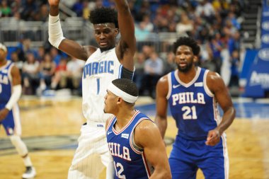 Orlando Magic 27 Aralık 2019 Cuma günü Orlando, Florida 'daki Amway Arena' da Philadelphia 76ers 'a ev sahipliği yapıyor..