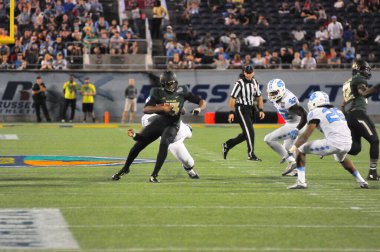 Kuzey Carolina 29 Aralık 2015 tarihinde Orlando Florida 'daki Kamp Dünya Stadyumu' nda oynanan Russell Atletizm Kupası 'nda Baylor ile karşılaşacak.. 