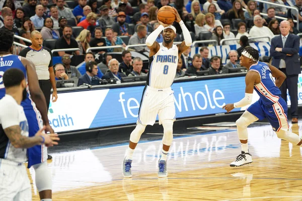 Orlando Magic 27 Aralık 2019 Cuma günü Orlando, Florida 'daki Amway Arena' da Philadelphia 76ers 'a ev sahipliği yapıyor..