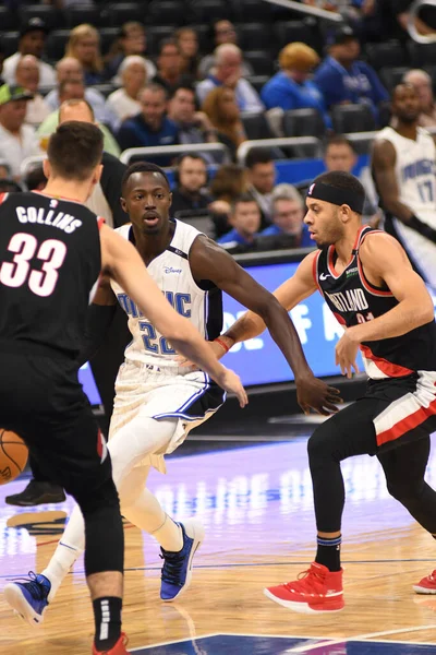 Orlando Magic 25 Ekim 2018 'de Orlando Florida' daki Amway Center 'da Portland Trail Blazers' ı sunar.. 