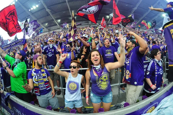 Orlando City, 5 Mart 2017 'de Orlando City Stadyumu' nda NYC FC 'ye ev sahipliği yaptı..
