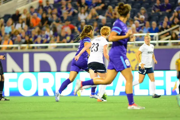 Orlando Pride 26 Ağustos 2016 'da Orlando Florida' daki Camp World Stadyumu 'nda Washington Spirit' e ev sahipliği yaptı..  