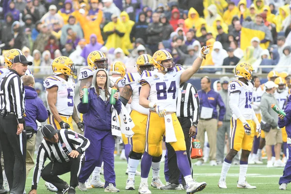 Notre Dame Tvář Lsu Během Citrus Bowl Stadionu Camping World — Stock fotografie