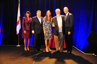 Florida Valisi Rick Scott 13 Ekim 2015 'te Orlando Florida' daki İnanç Sempozyumunda konuşma yapacak..