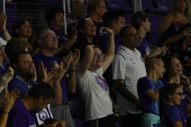 Orlando Pride, 23 Mayıs 2018 'de Orlando Florida' daki Exploria Stadyumu 'nda Kuzey Carolina Cesareti' ne ev sahipliği yapmaktadır..  