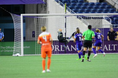 Orlando Pride sunucusu Houston Dash 23 Haziran 2016 'da Orlando Florida' daki Dünya Kampı Stadyumu 'nda..