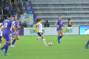 Orlando Pride 12 Ağustos 2017 'de Orlando City Stadyumu' nda New Jersey Sky Blue FC 'ye ev sahipliği yapmaktadır..  