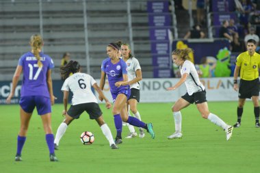 Orlando Pride 12 Ağustos 2017 'de Orlando City Stadyumu' nda New Jersey Sky Blue FC 'ye ev sahipliği yapmaktadır..  