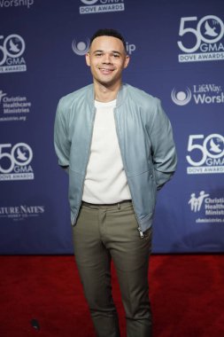 15 Ekim 2019 'da Nashville, Tennessee' deki Linbscome Üniversitesi 'nde verilen 50. GMA Dove Ödülleri sırasında kırmızı halı. 