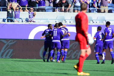 Orlando City SC, 23 Ekim 2016 'da Orlando Florida' daki Camp World Stadyumu 'nda DC United' ı ağırladı..  