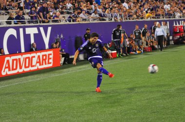 Orlando City SC, 8 Mayıs 2015 'te Florida' daki Kamp Dünyası Stadyumu 'nda Los Angeles Galaksisi' ne ev sahipliği yaptı.. 