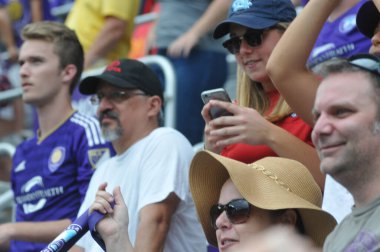 Orlando Pride 22 Nisan 2017 'de Orlando City Stadyumu' nda Washington Spirit 'e ev sahipliği yaptı..  