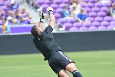Orlando City 15 Nisan 2017 'de Florida, Orlando' daki Citrus Bowl 'da Los Angeles Galaksisine ev sahipliği yaptı..  