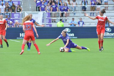 Orlando Pride 22 Nisan 2017 'de Orlando City Stadyumu' nda Washington Spirit 'e ev sahipliği yaptı.. 