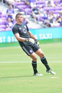 Orlando City 15 Nisan 2017 'de Florida, Orlando' daki Citrus Bowl 'da Los Angeles Galaksisine ev sahipliği yaptı..  