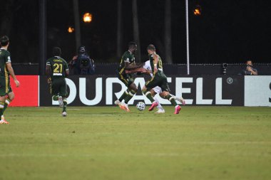 Los Angeles Galaksisi, 14 Temmuz 2020 'de Orlando Florida ABD' deki ESPN Vahşi Spor Dünyası 'nda düzenlenen MLS Sırt Turnuvası sırasında Portland Timbers ile karşı karşıya geldi.