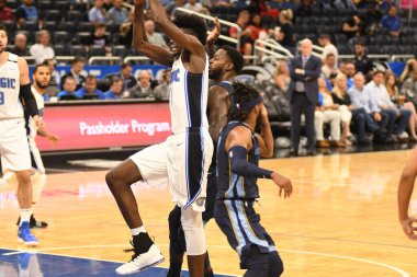 Orlando Magic 10 Ekim 2018 tarihinde Orlando Florda 'daki Amway Center' da Memphis Grizzilies 'e ev sahipliği yaptı.. 