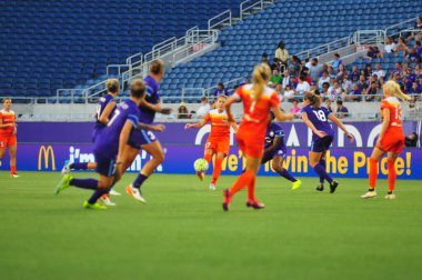 Orlando Pride sunucusu Houston Dash 23 Haziran 2016 'da Orlando Florida' daki Dünya Kampı Stadyumu 'nda..