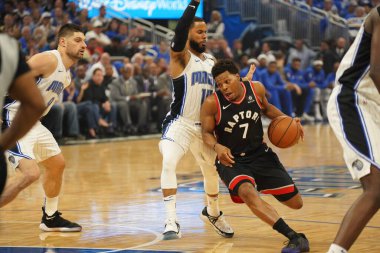 Orlando Magic 21 Nisan 2019 tarihinde Orlando Florida 'daki Amway Arena' da düzenlenen NBA Playoff 1 'de Toronto Rapçileri' ne ev sahipliği yapıyor..