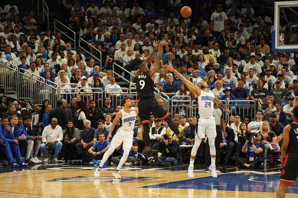 Orlando Magic Hospeda Toronto Rapters Durante Playoff Nba Amway Arena — Fotografia de Stock