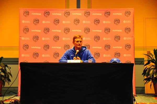 Georgia Eyalet Futbol Takımı, 2 Aralık 2015 'te Orlando Florida' da San Jose State maçına hazırlanıyor..  