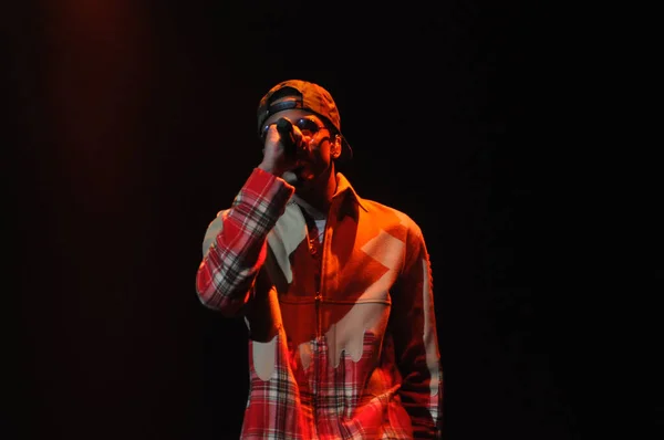 Singer Usher Treedt Het Amway Center Orlando Florida December 2015 — Stockfoto