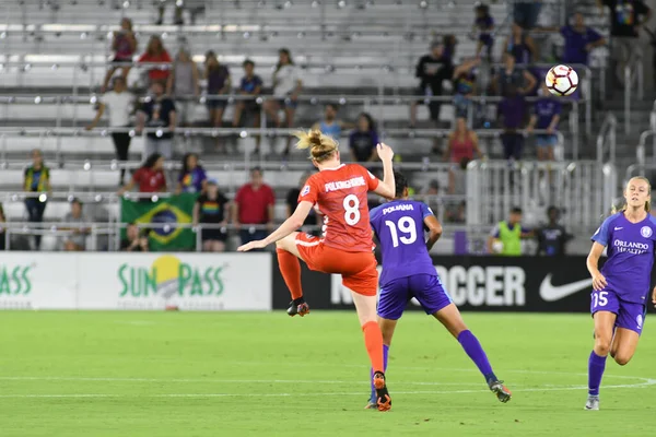 Orlando Pride 28 Haziran 2018 'de Orlando City Stadyumu' nda Houston Dash 'e ev sahipliği yaptı..  