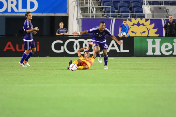 Orlando City SC, 29 Haziran 2016 'da Orlando Florida' daki Kamp Dünyası Stadyumu 'nda Fort Lauderdale Strikers' a ev sahipliği yaptı..