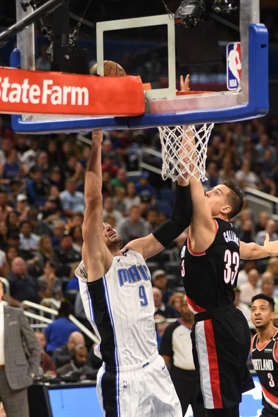 Orlando Magic 25 Ekim 2018 'de Orlando Florida' daki Amway Center 'da Portland Trail Blazers' ı sunar.. 