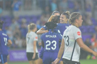 Orlando Pride 12 Ağustos 2017 'de Orlando City Stadyumu' nda New Jersey Sky Blue FC 'ye ev sahipliği yapmaktadır..  